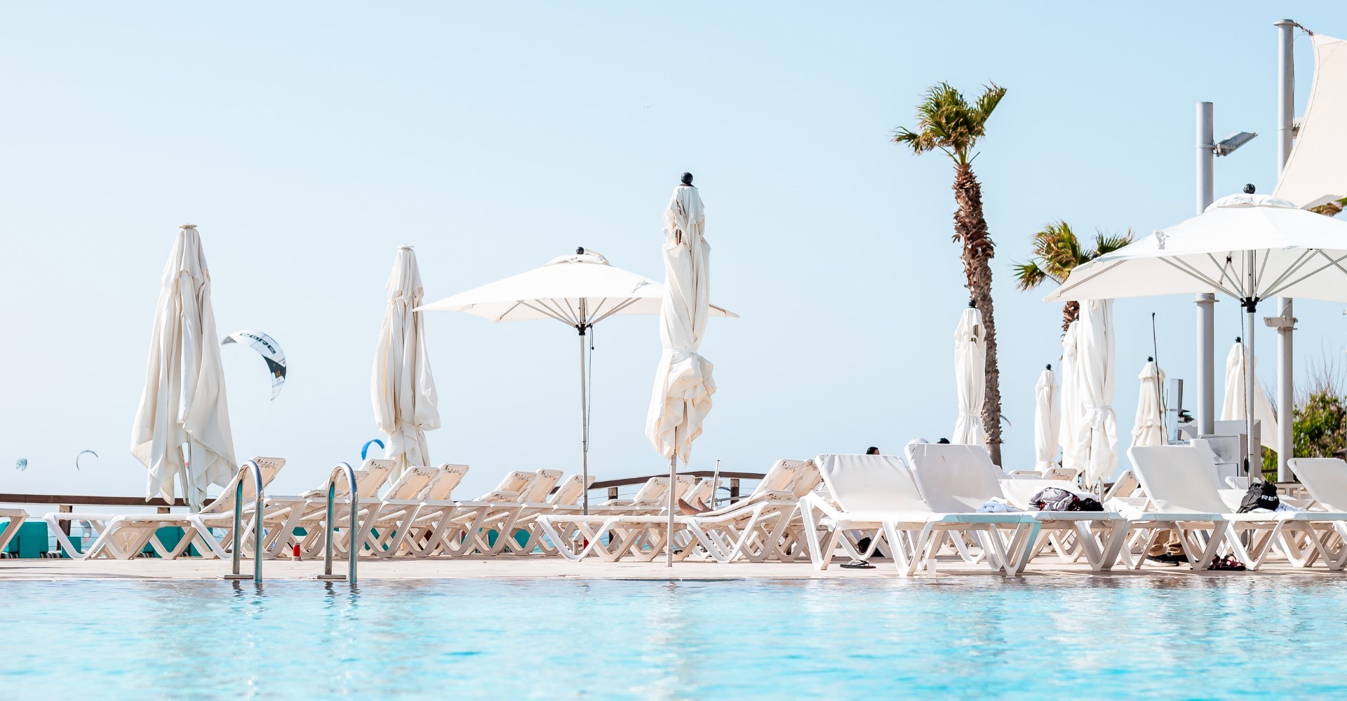 Daniel Hotel - pool side