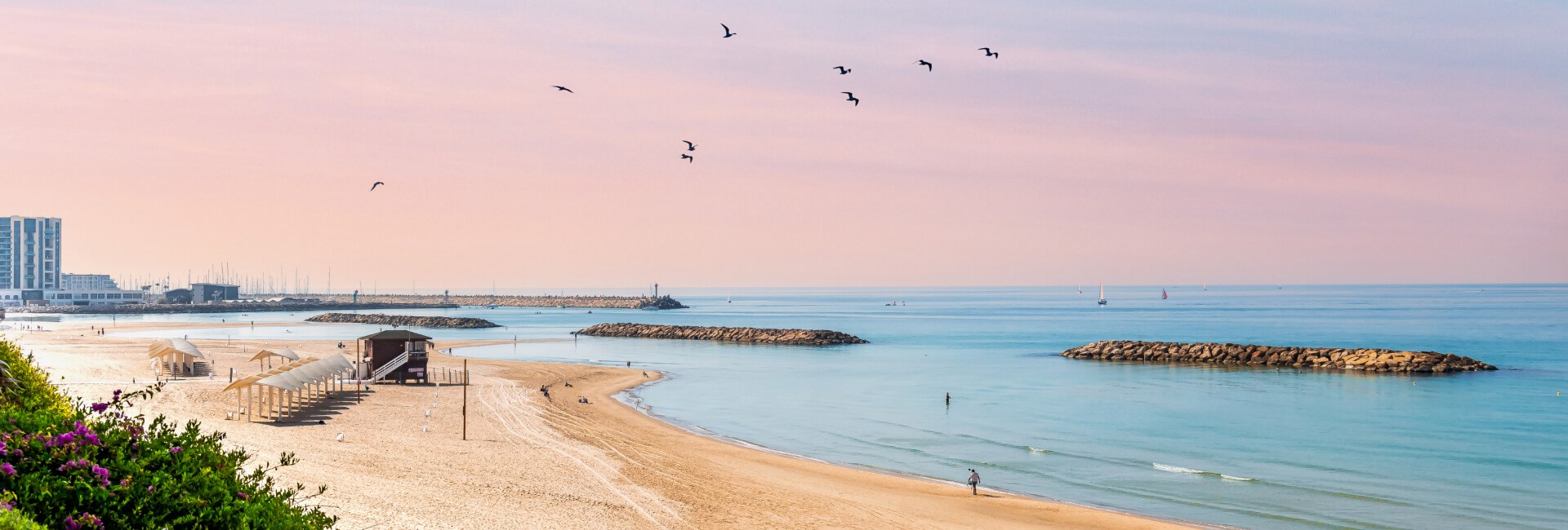 Daniel Herzliya hotel beach